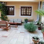 Guest house Juric 3*