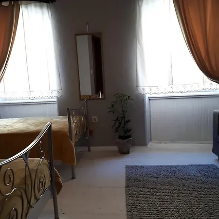 Juric Гостевой дом 3*