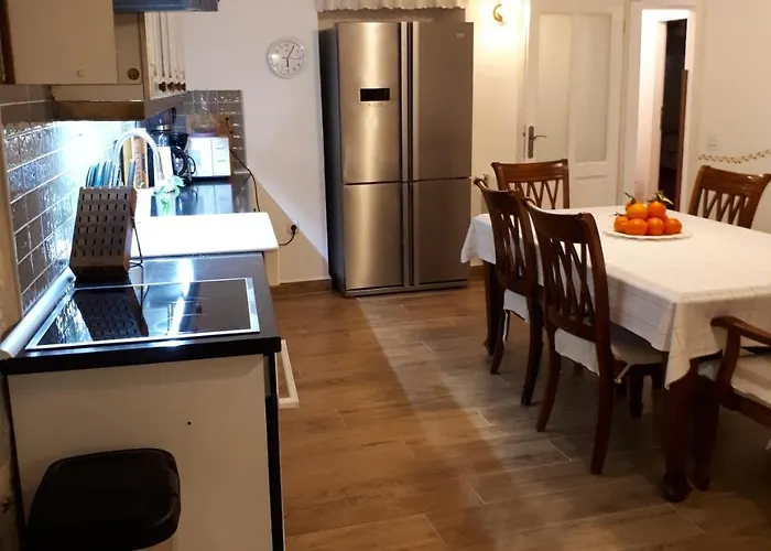 Juric סקארדין